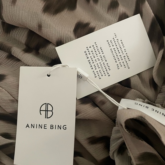 Anine Bing NWT 100% Silk dress size L - Picture 2 of 3